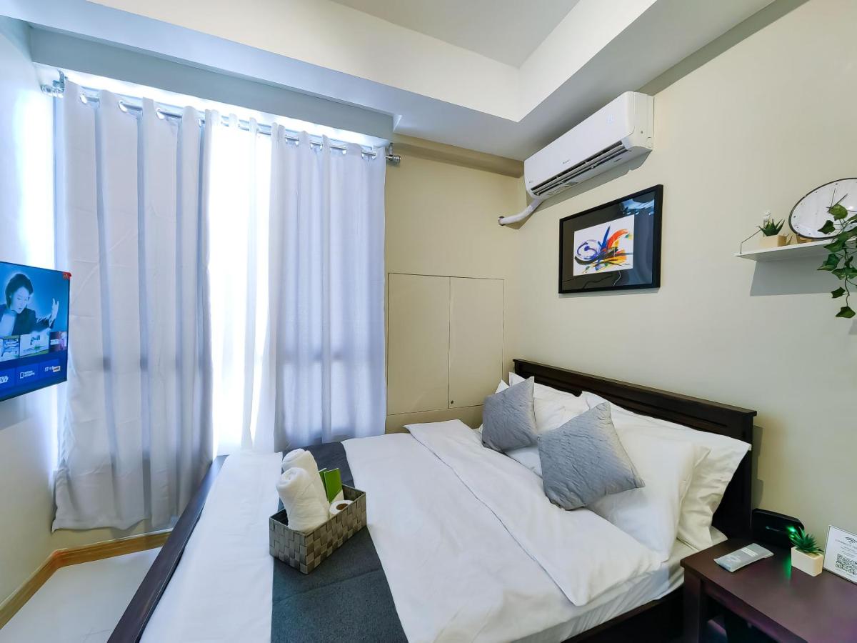 1BR Condotel Suite at Sunshine100 City Plaza #SS01 - Housity