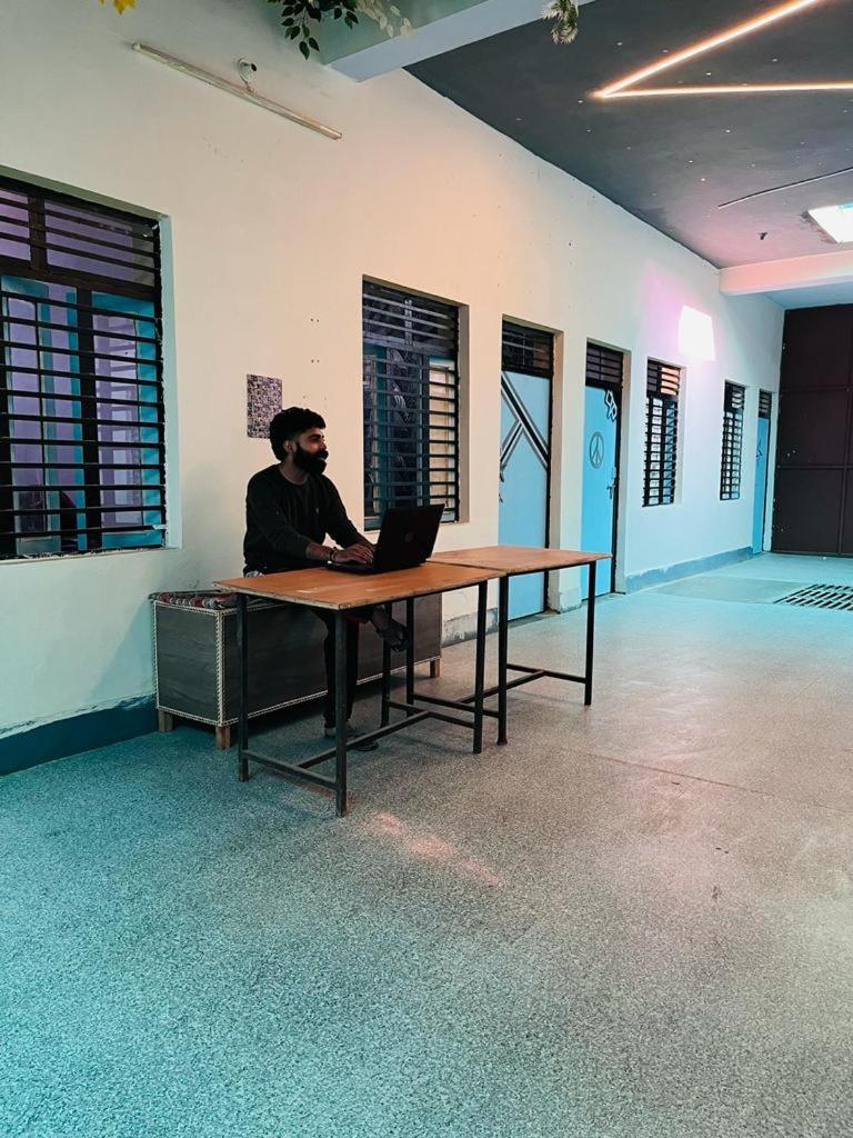 Suitetrails - JD Hostel & PG
