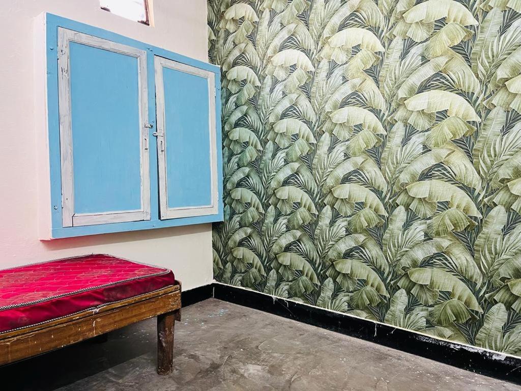 Suitetrails - JD Hostel & PG