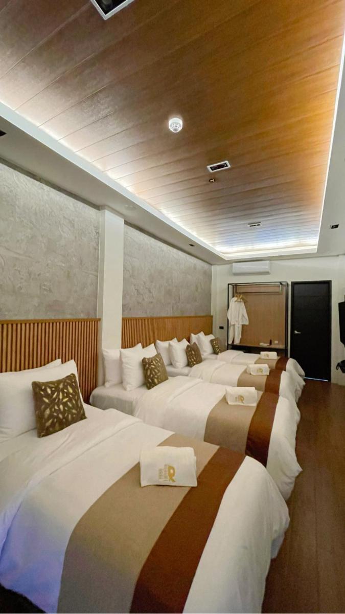Rockfort Hotel - Housity