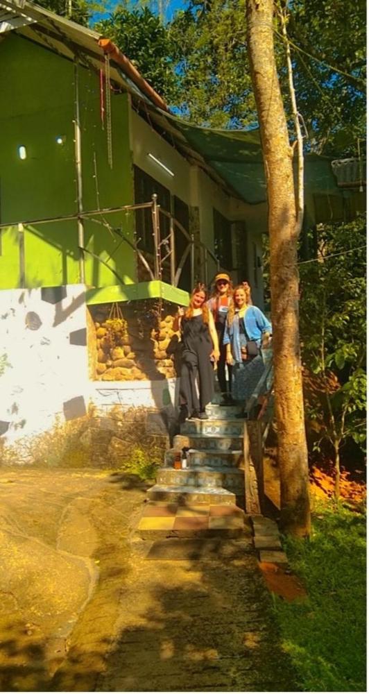 Suitetrails - Munnar green portico cottage