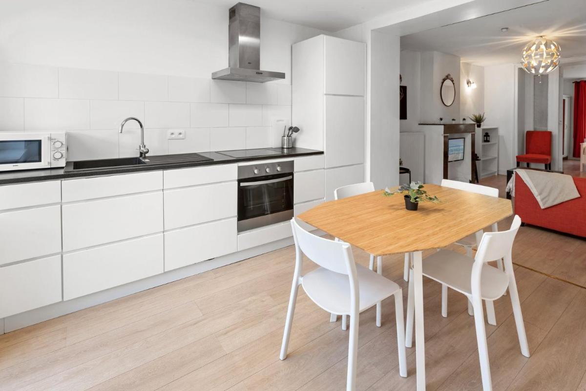 Suitetrails - Apartment in Brussels, Lantsheere by Homenhancement SA