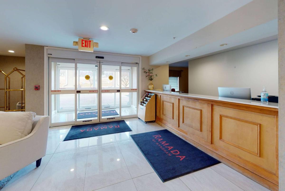 Ramada by Wyndham Strasburg - Shenandoah Valley - Housity