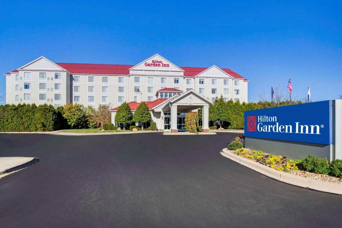 Hilton Garden Inn Louisville-Northeast - Housity