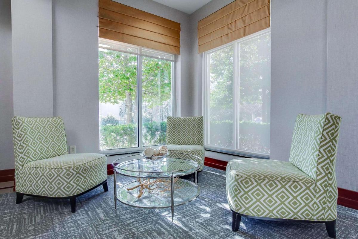 Hilton Garden Inn Louisville-Northeast - Housity