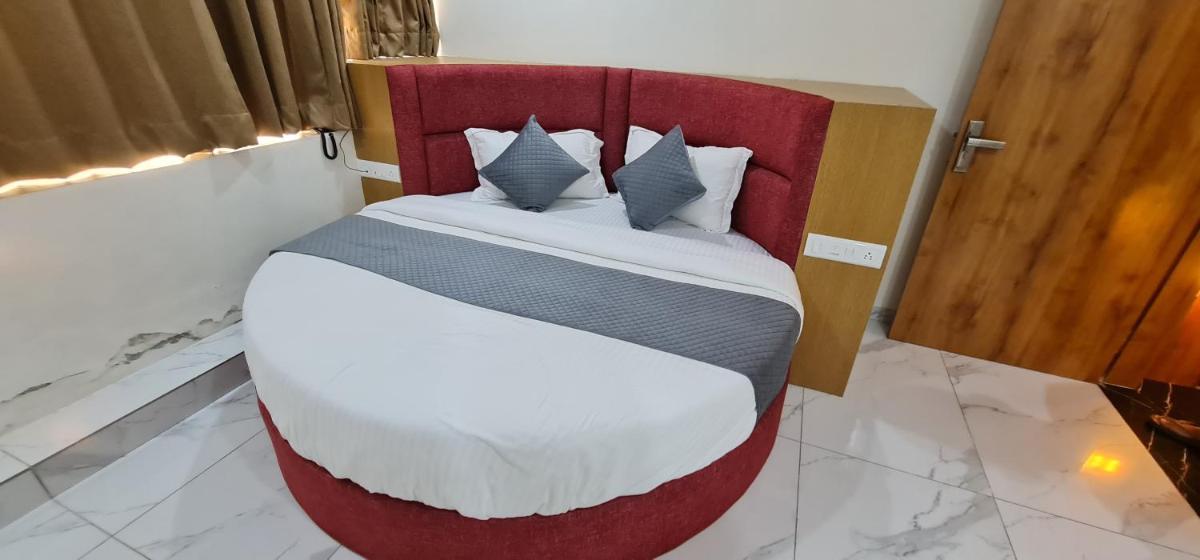 Hotel Vivan - Housity