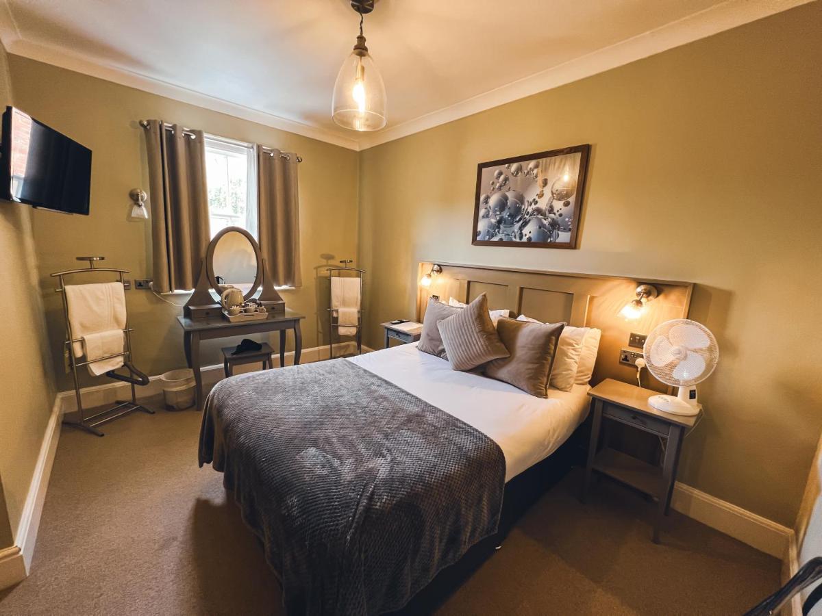 The Kings Arms - Housity