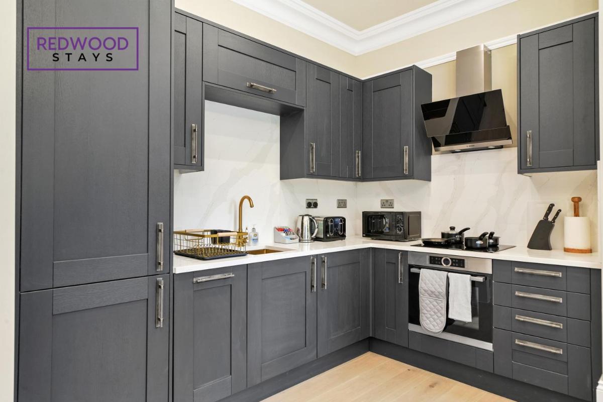 Top Quality 2 Bed 1 Bath Apartments For Contractors By Redwood Stays - Hizvo