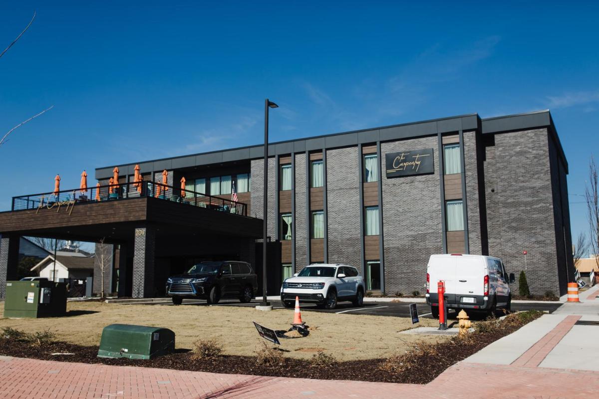 The Carpentry Hotel - Housity