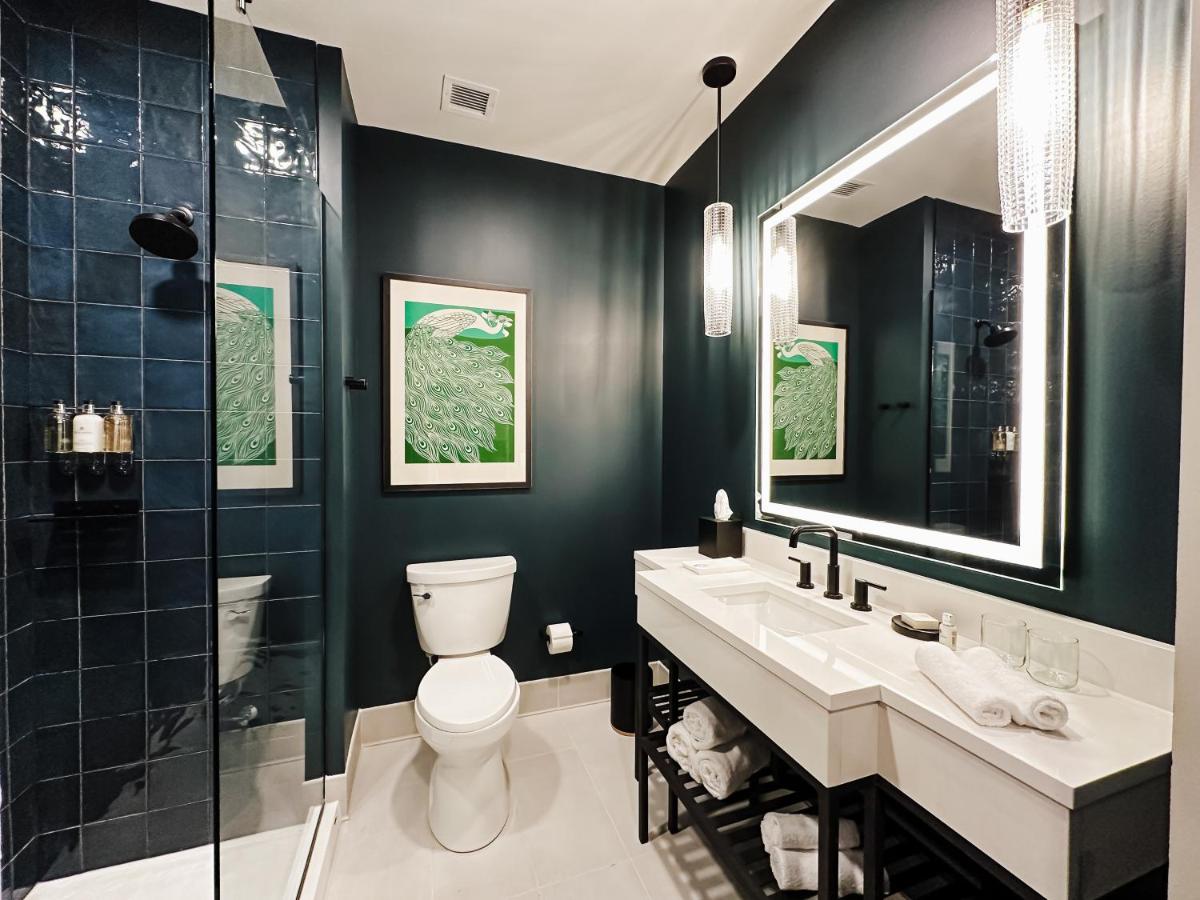 The Carpentry Hotel - Housity