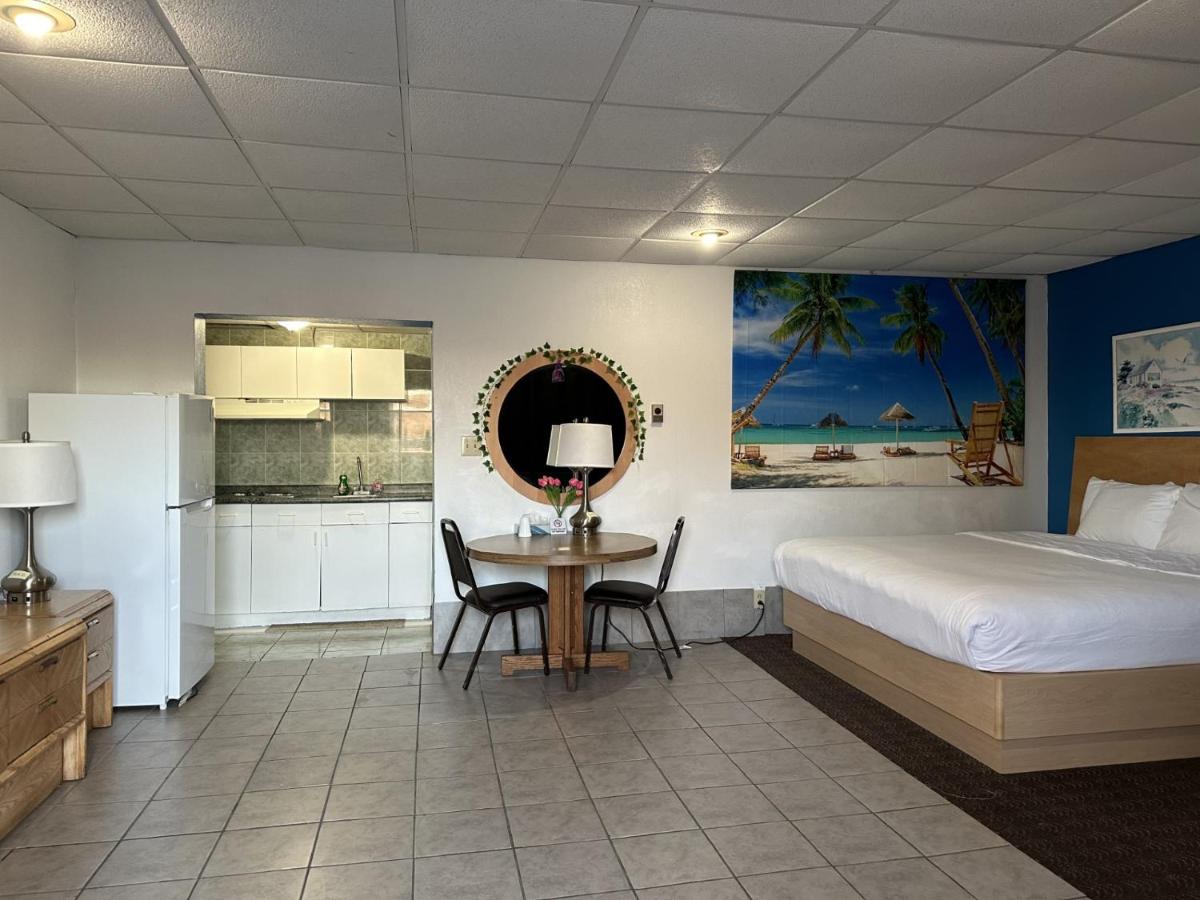 Tides Inn at Stehli Beach - Housity