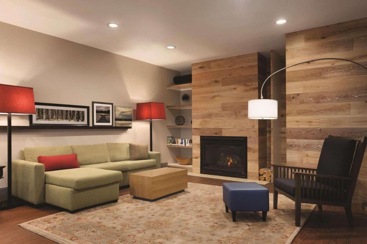 Country Inn & Suites by Radisson, Bentonville South - Rogers, AR - Housity