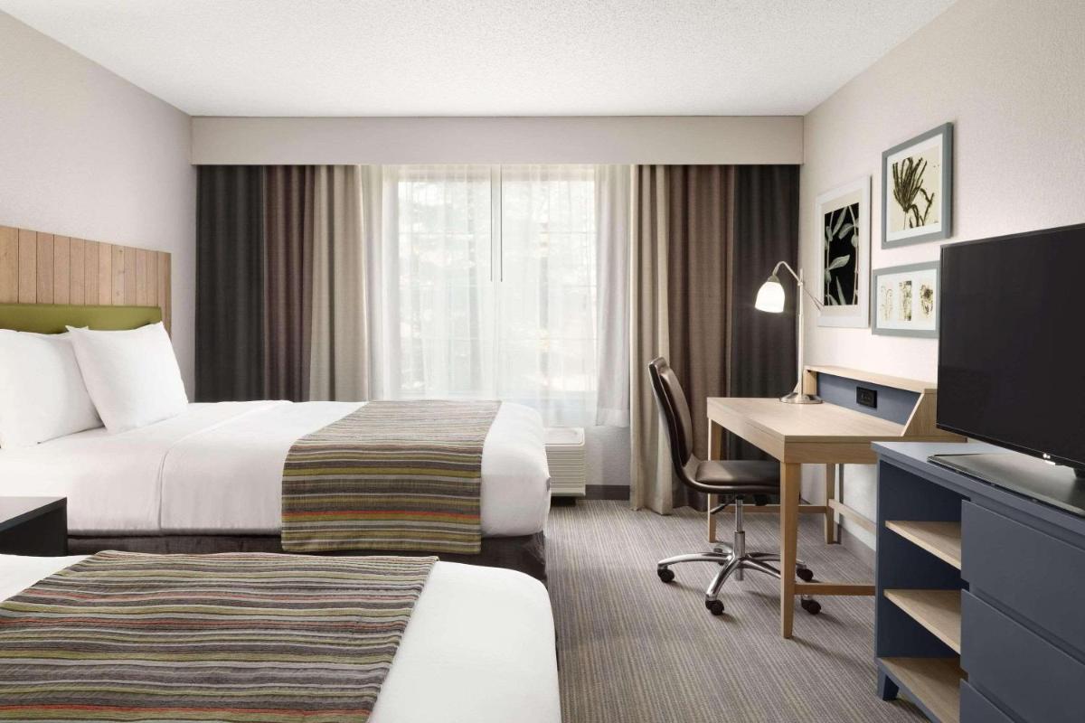 Country Inn & Suites by Radisson, Novi, MI - Housity