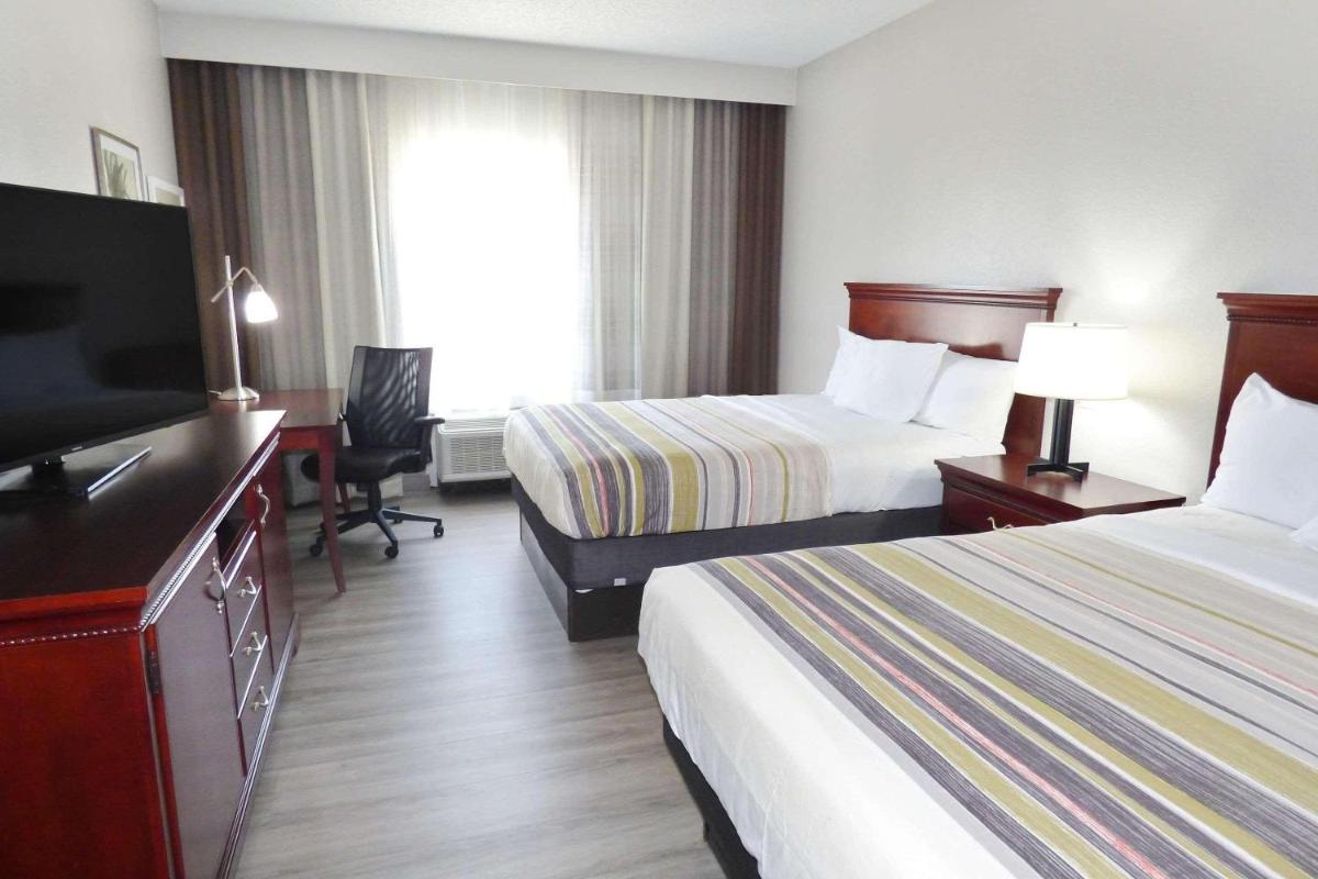 Country Inn & Suites by Radisson, Biloxi-Ocean Springs, MS - Housity