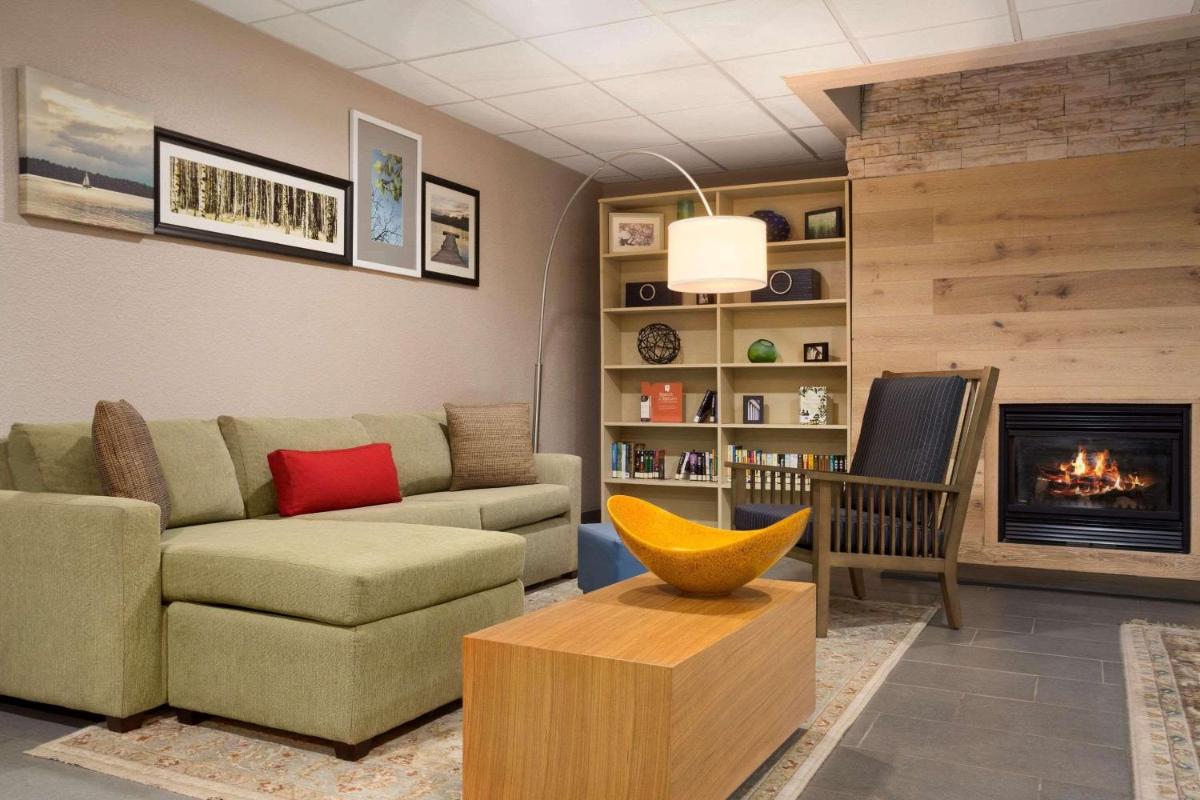 Country Inn & Suites by Radisson, Charlotte University Place, NC - Housity
