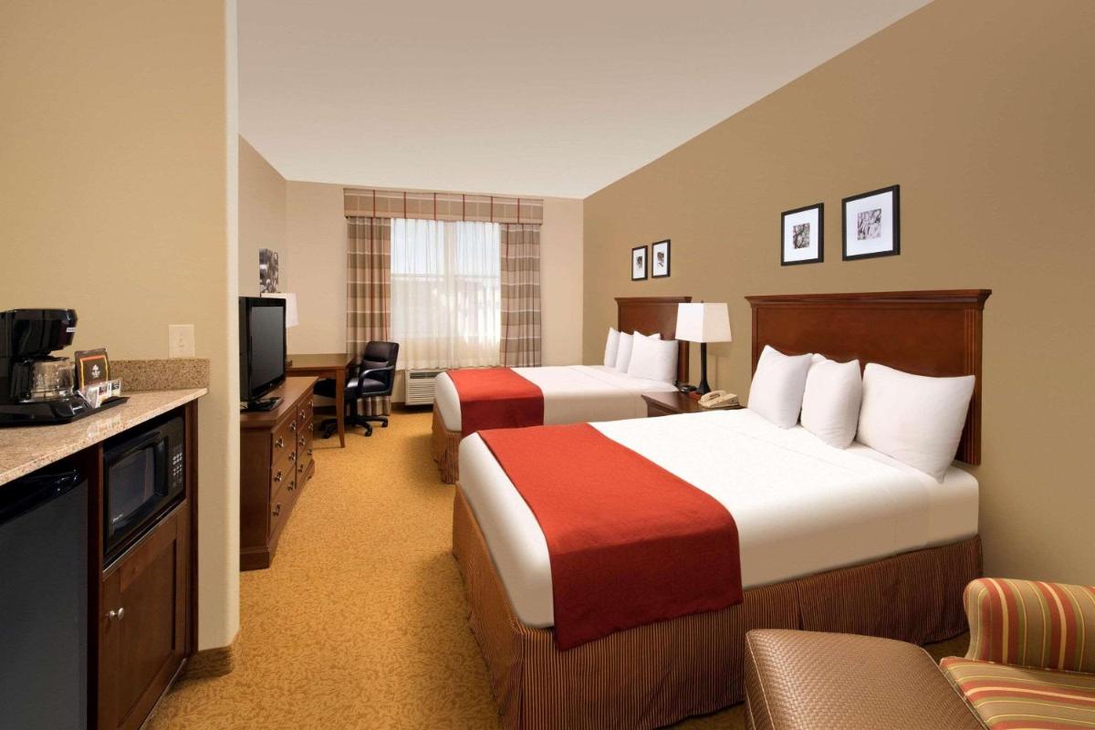 Country Inn & Suites by Radisson, Houston Intercontinental Airport East, TX - Housity