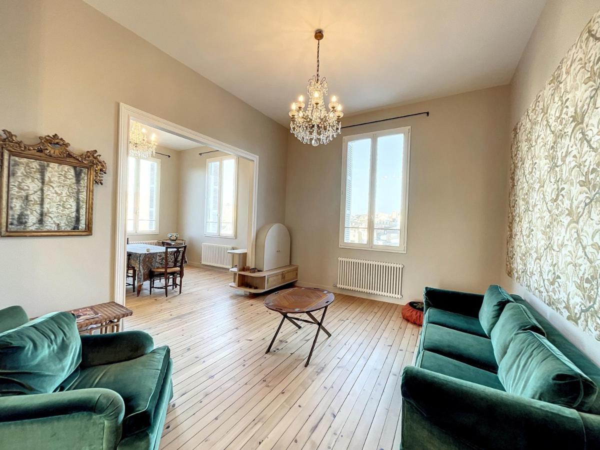 Appartement Art Déco à Granville, proche plage, gare et commerces, 3 chambres, ascenseur, parking. - FR-1-361-392 - Housity
