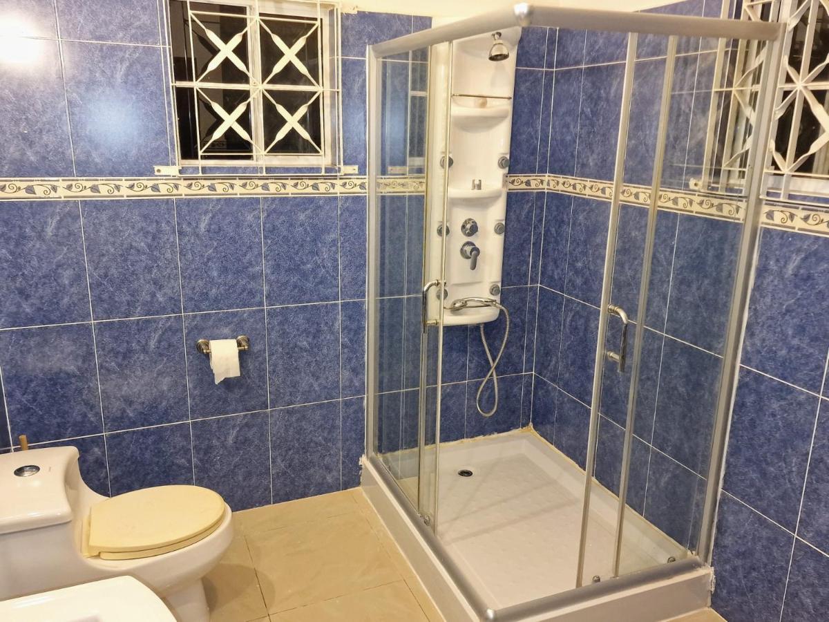 Spanish Palm Villa - Housity