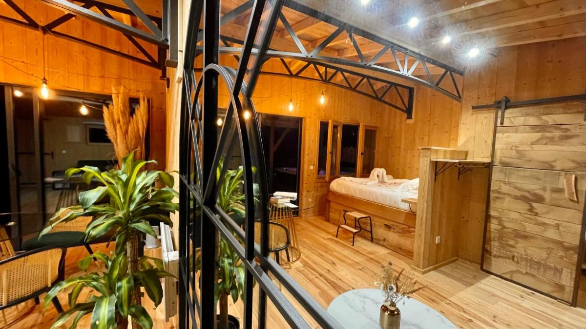 Logis Hôtel -Spa-Restaurant Le Saint Antoine - Housity