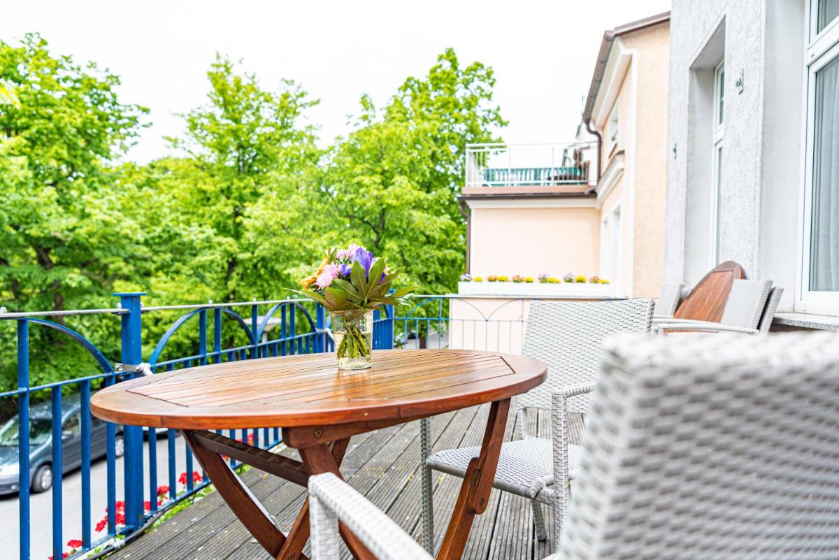 Haus Silko - FeWo in top Lage - 3 min zum Strand direkt am Kurpark - Housity