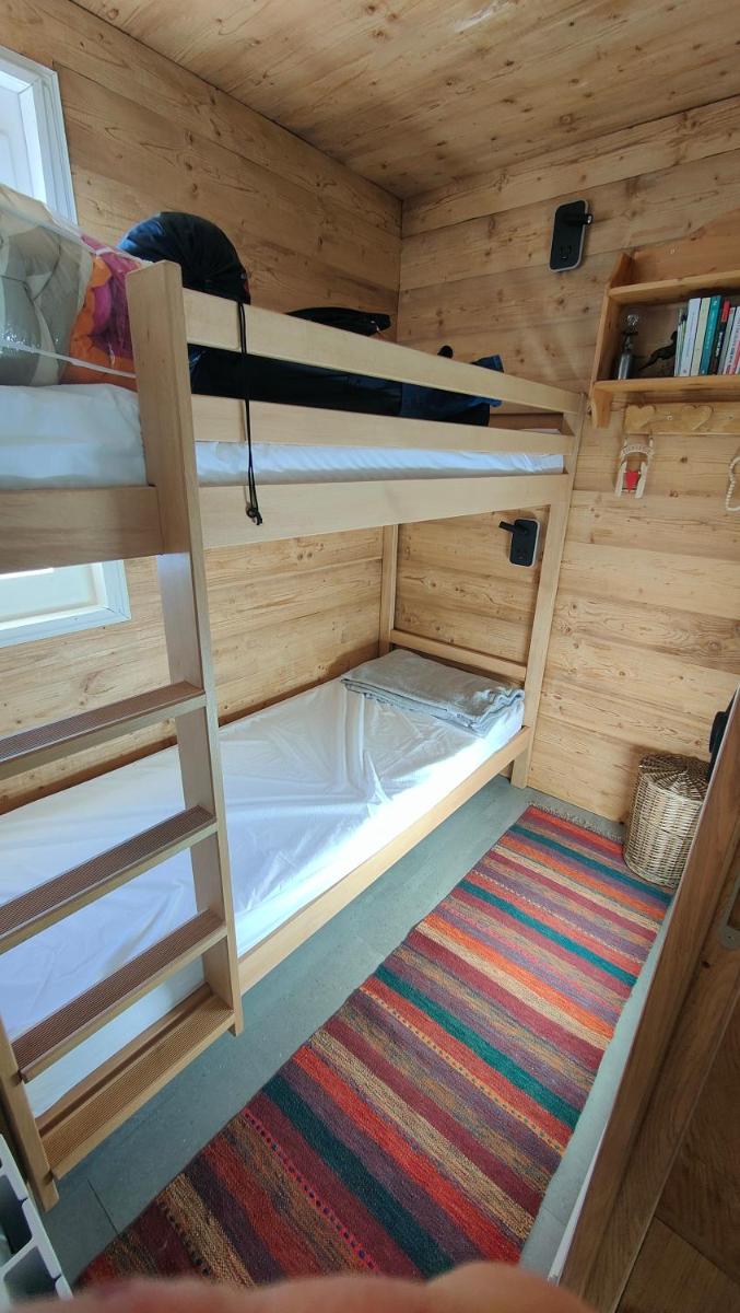 Suitetrails - La cabane du petit loup, 4 personnes, skis aux pieds