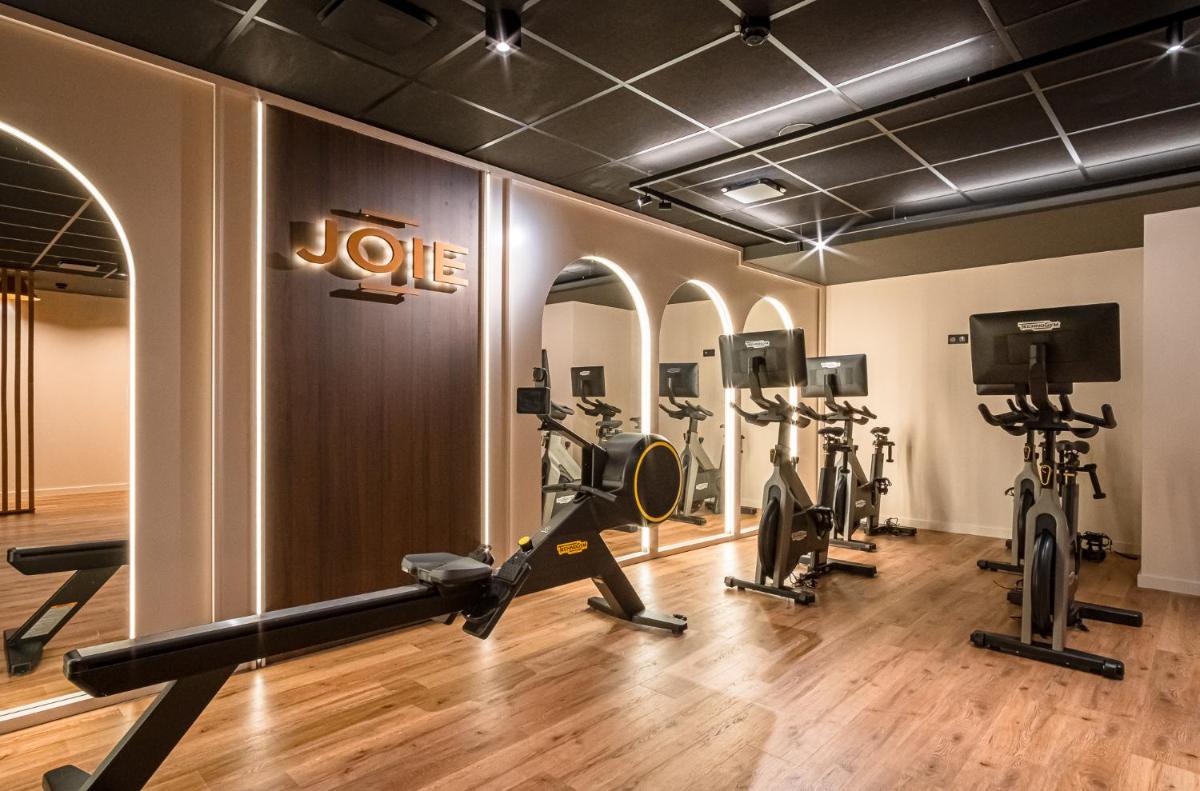 Salle ou équipements de sports de l'établissement Mercure Saint-Lary