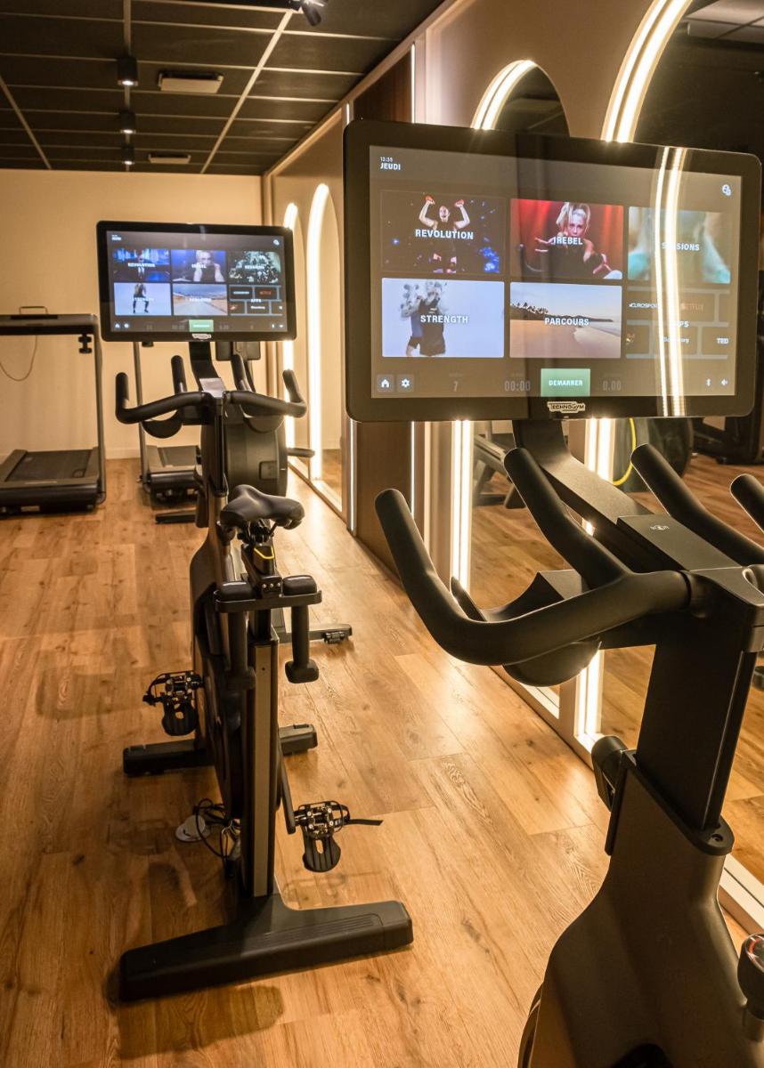 Salle ou équipements de sports de l'établissement Mercure Saint-Lary