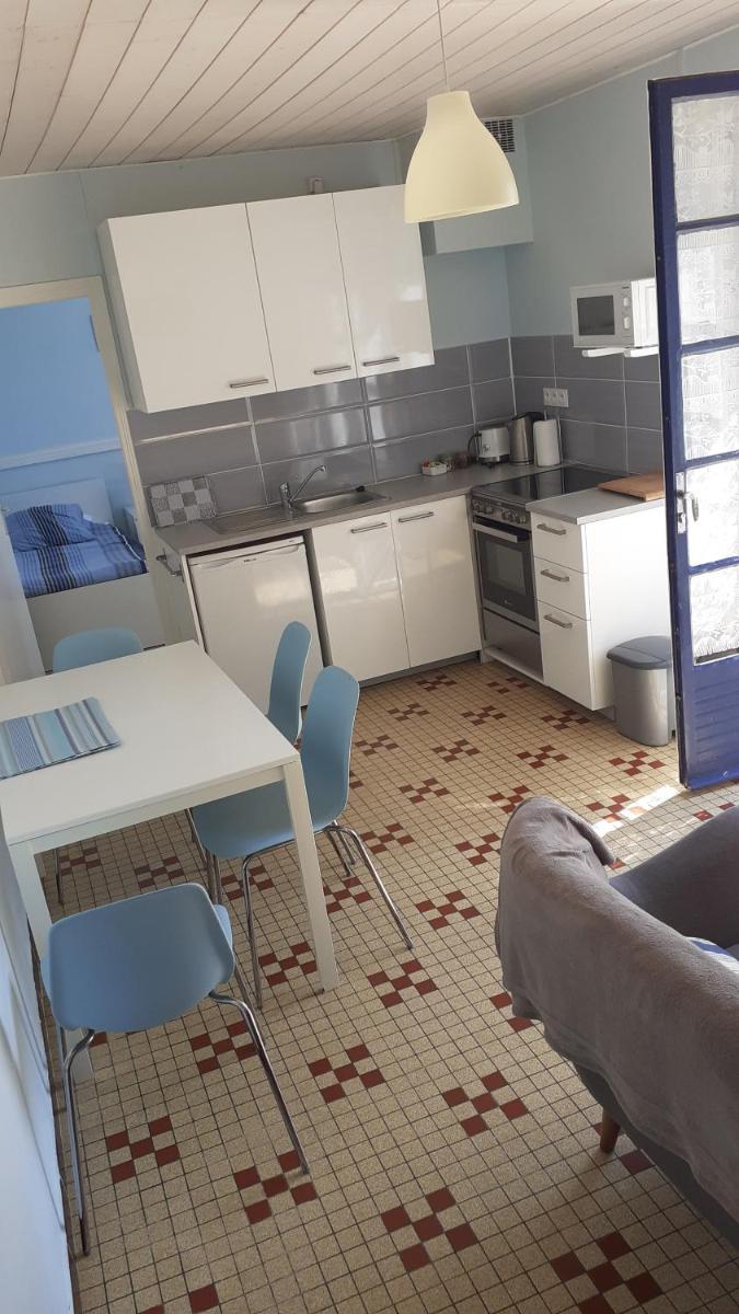 Tour Rouge Gites - Housity