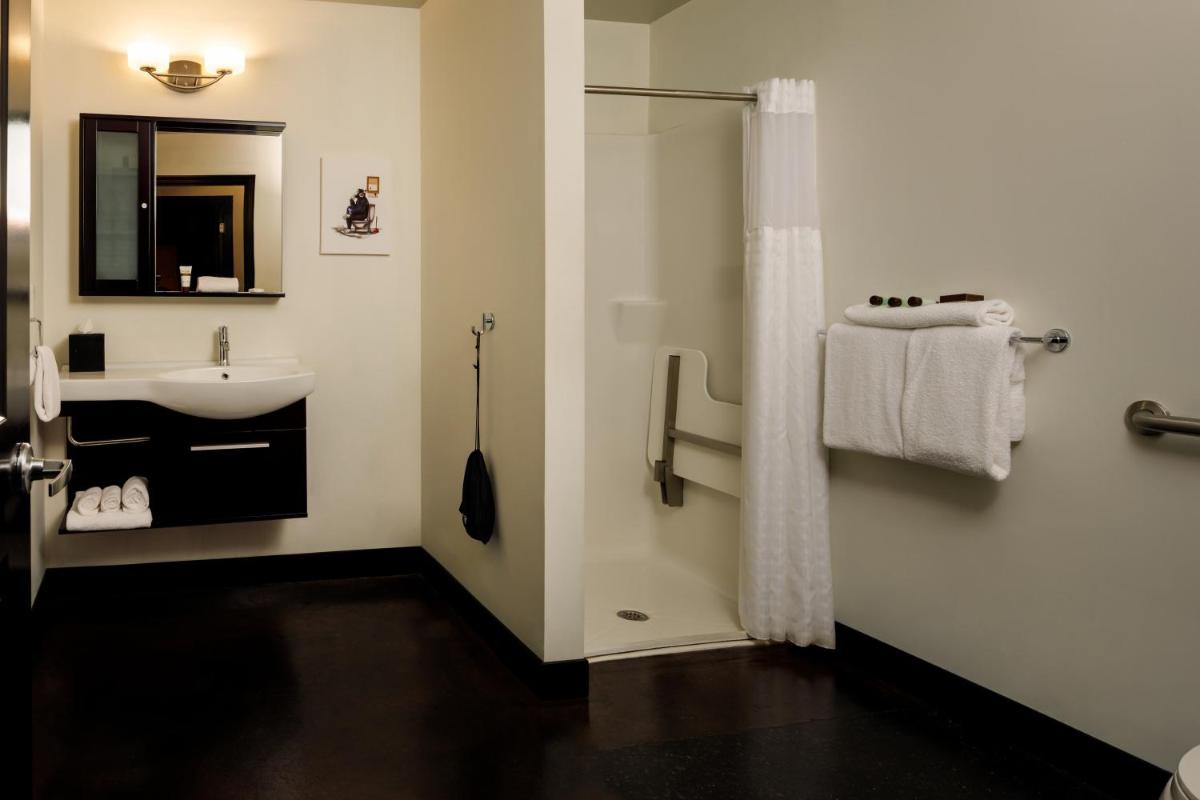 Hotel Clemons - Housity