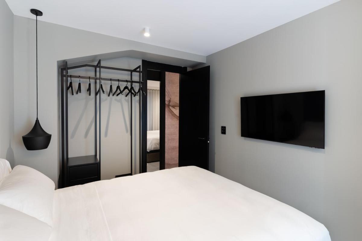 Mauro Suites - Housity