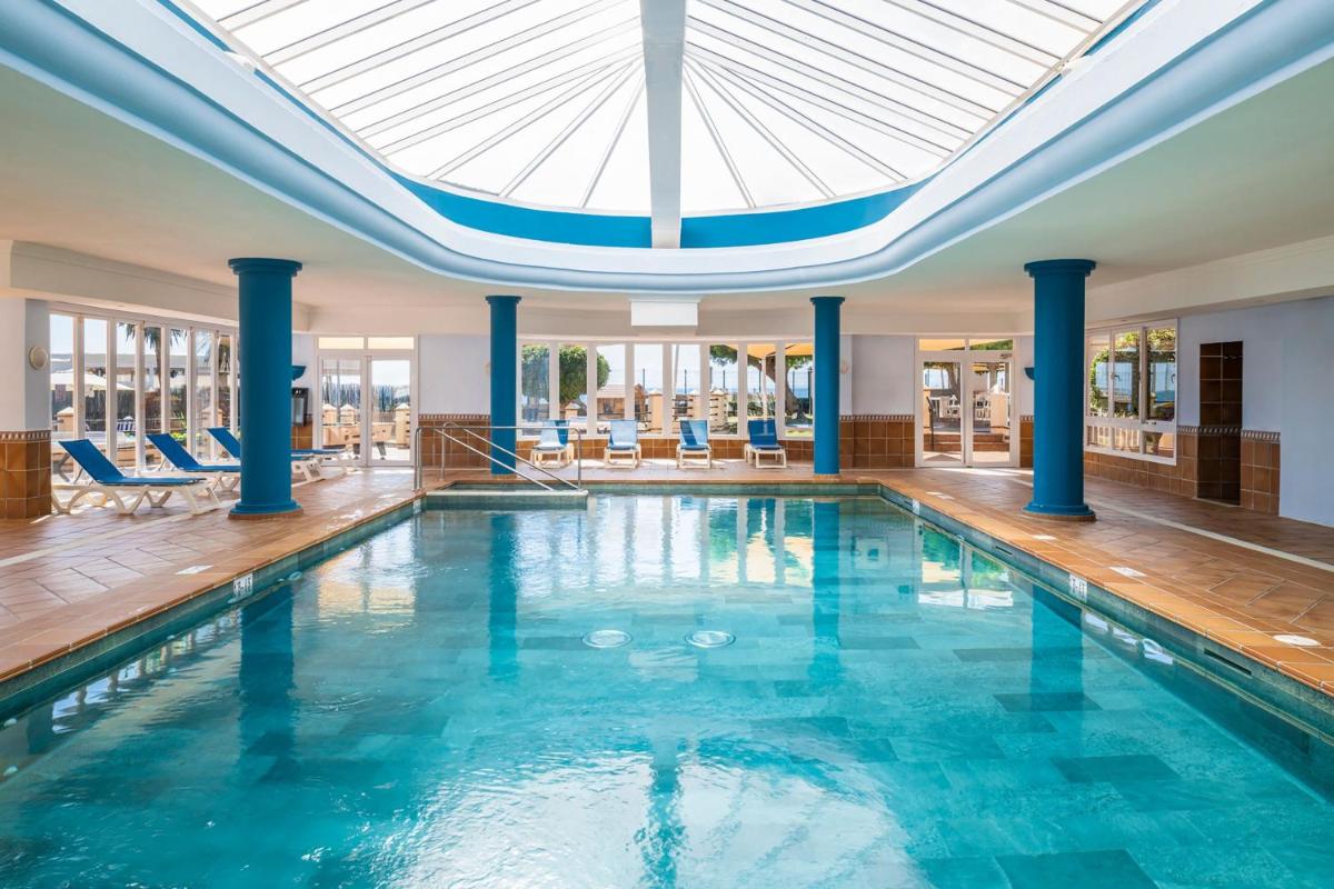 Piscina en o cerca de Marriott's Marbella Beach Resort