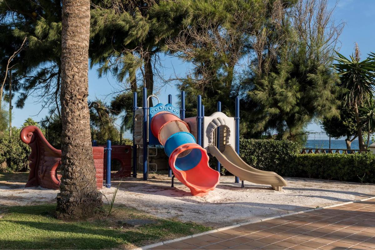 Zona de juegos infantil en Marriott's Marbella Beach Resort