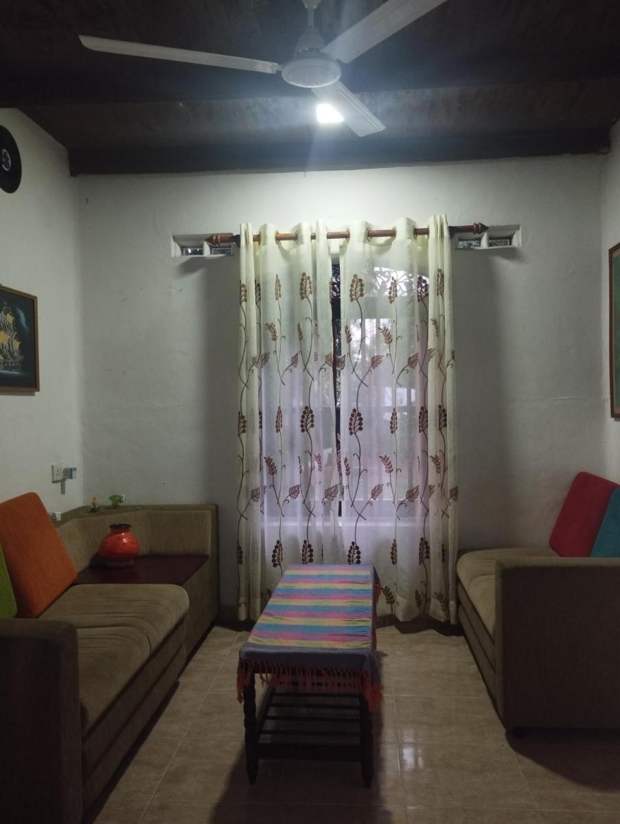 Hikkaduwa Home - Housity
