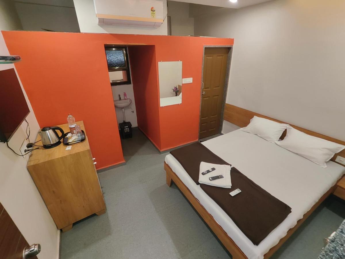 Hotel Shivansh Executive - Housity