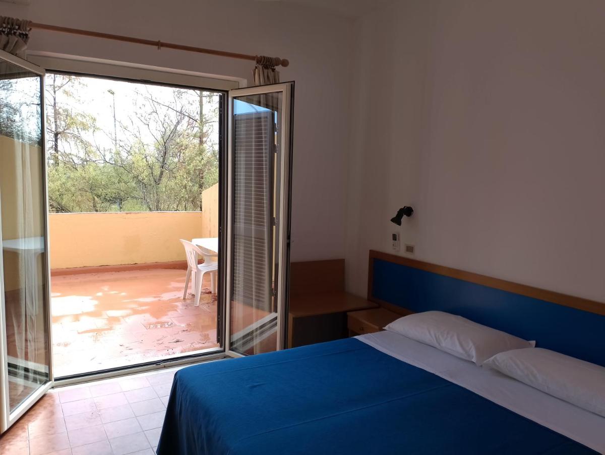 La Feluca - Housity