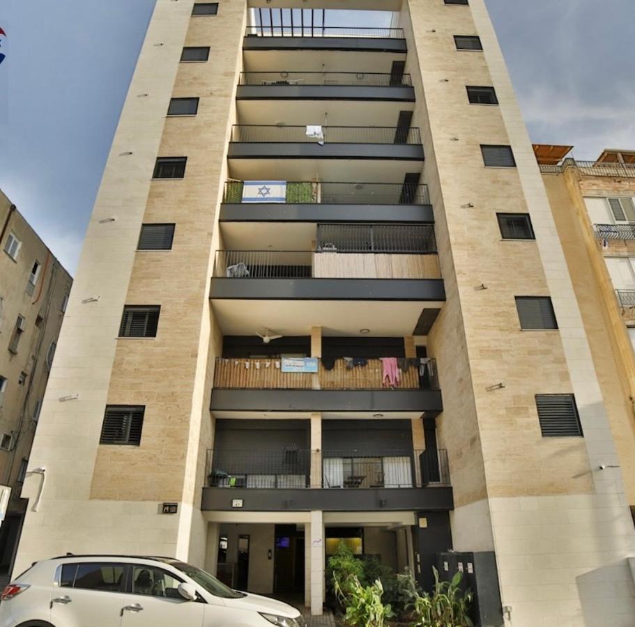 Bat Yam apartment - Housity