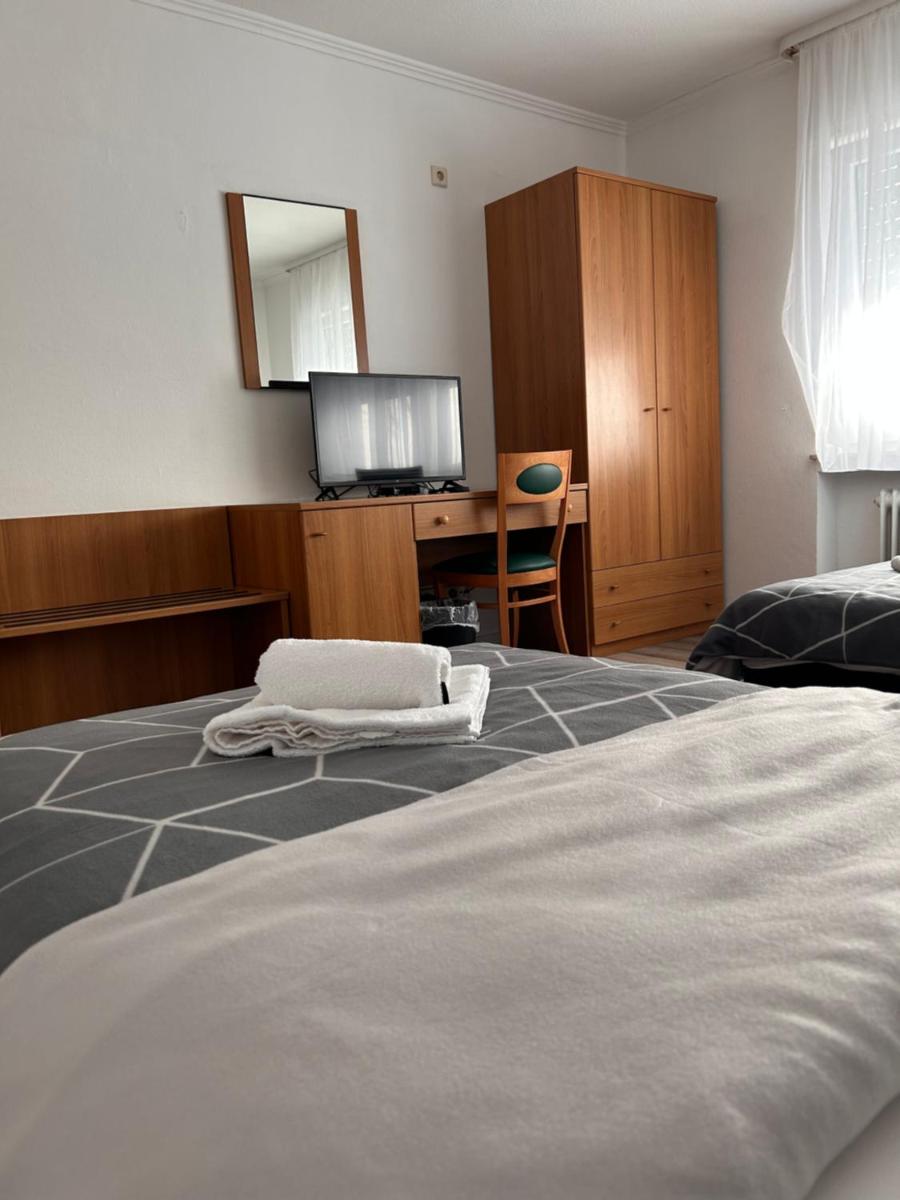 Hotel & Restaurant Dalmacija Polch - Housity