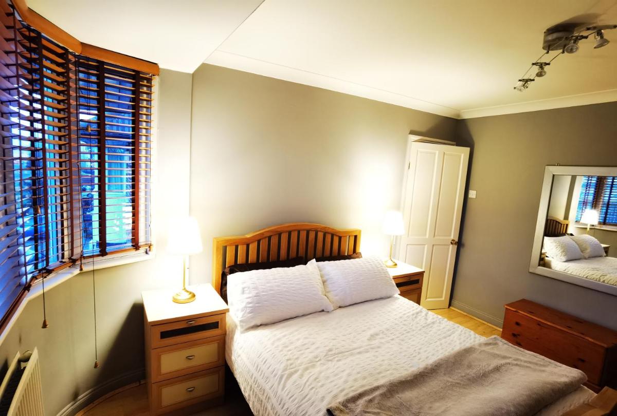 ANAND HOUSE - Housity