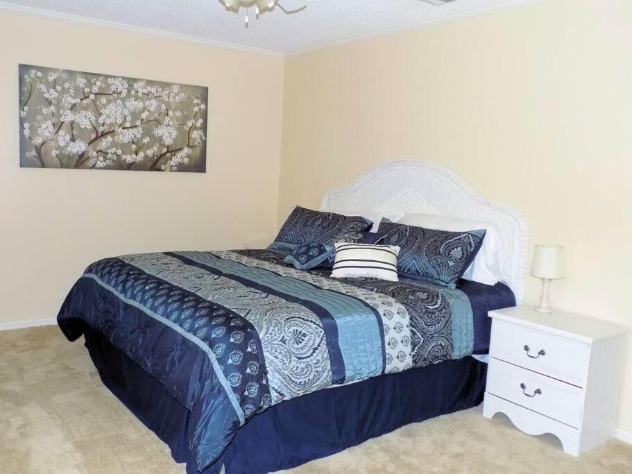 The Peacock House - Housity