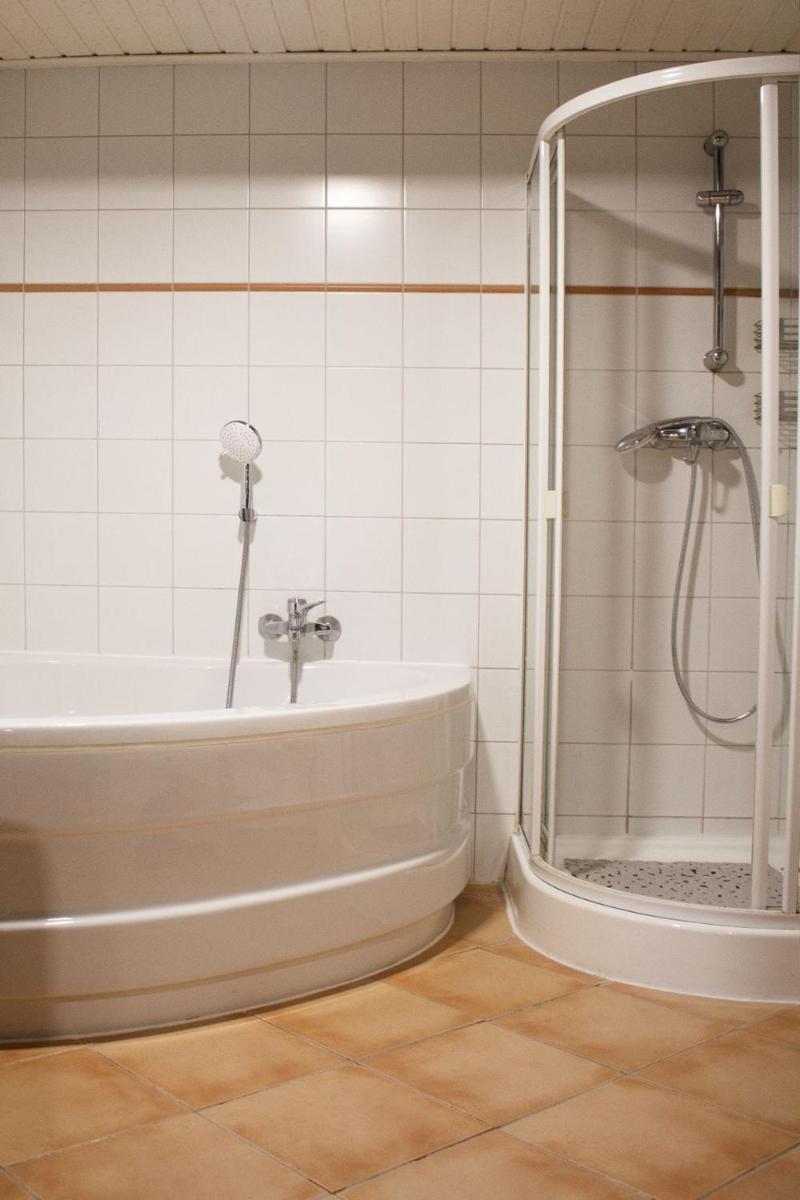 Zur Entenmühle - Housity