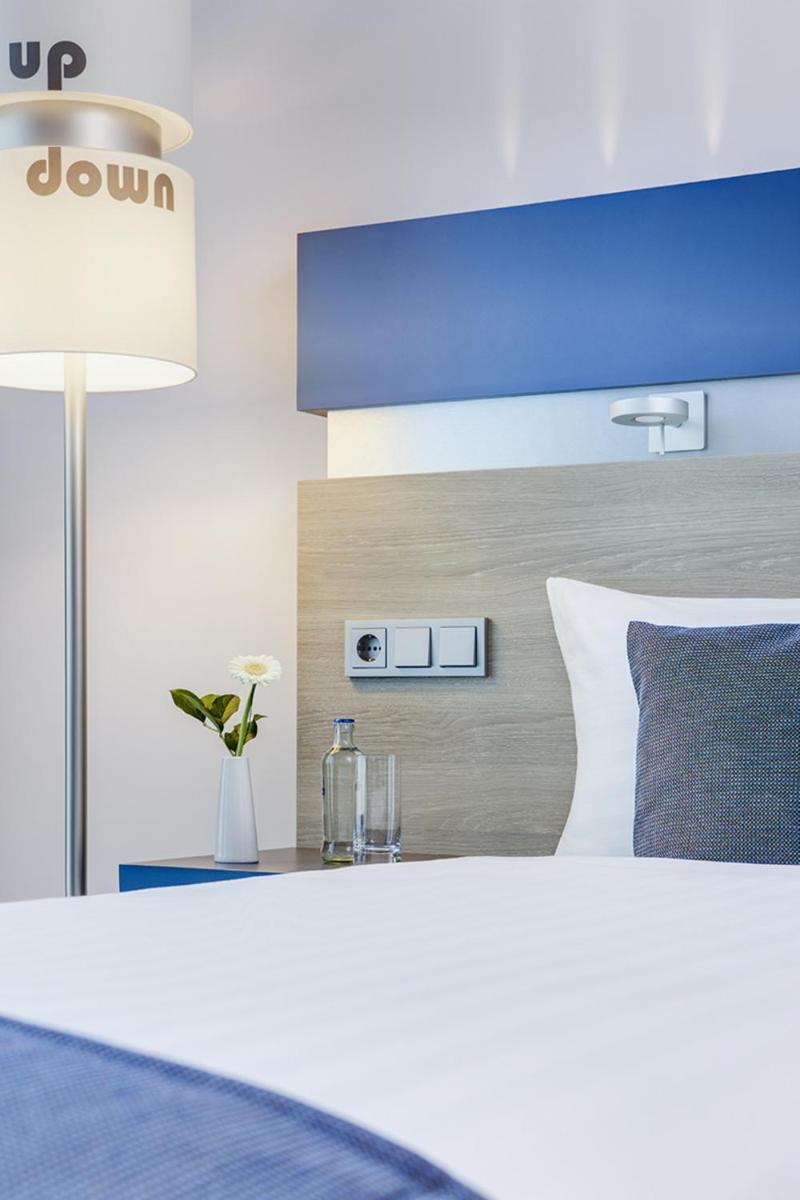 IntercityHotel Enschede - Housity