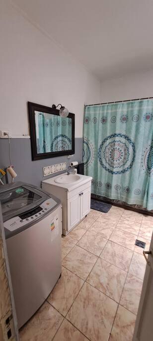 Ñuñoa Sunrise B&B - Housity