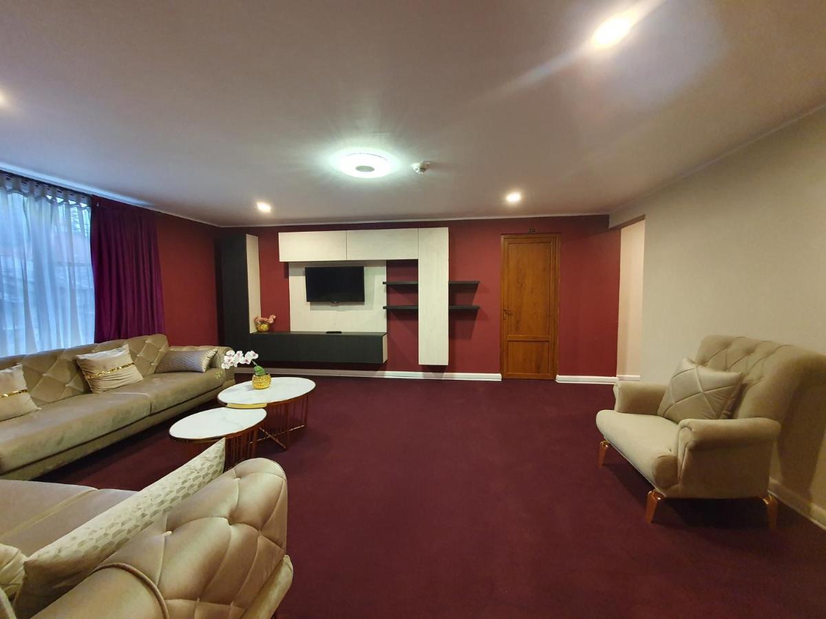 Irish House - Housity