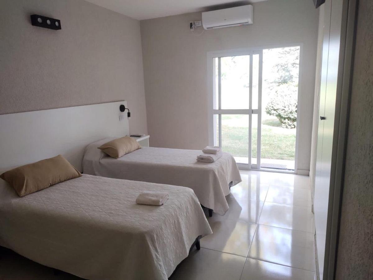 Hotel Los Pinares - Housity