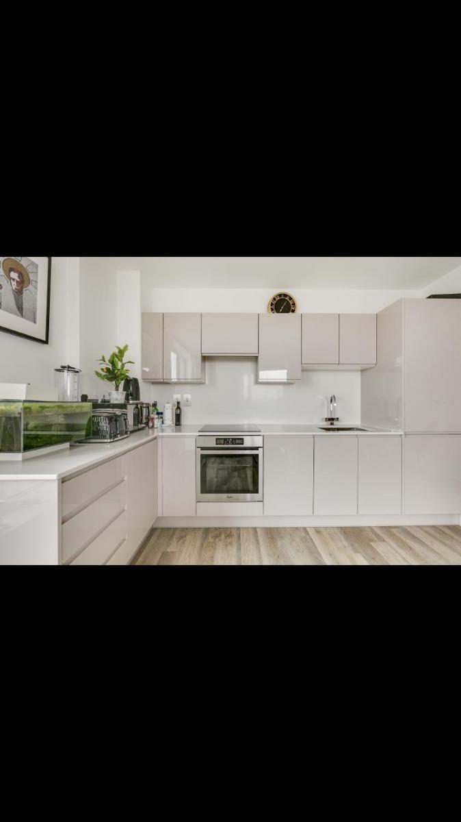 Suitetrails - Luxury Riverside 2 Bedroom Apartment