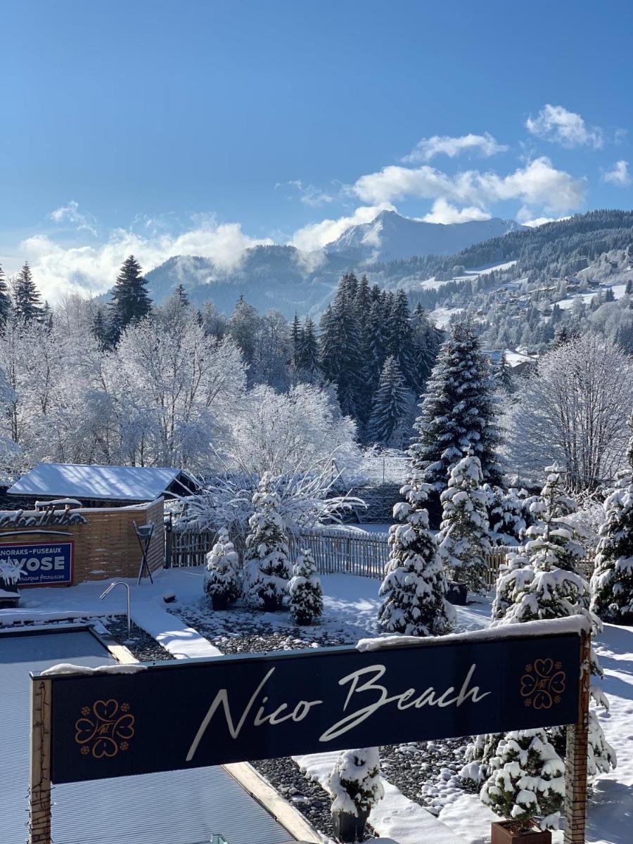 Vue générale sur la montagne ou vue sur la montagne depuis l'hôtel