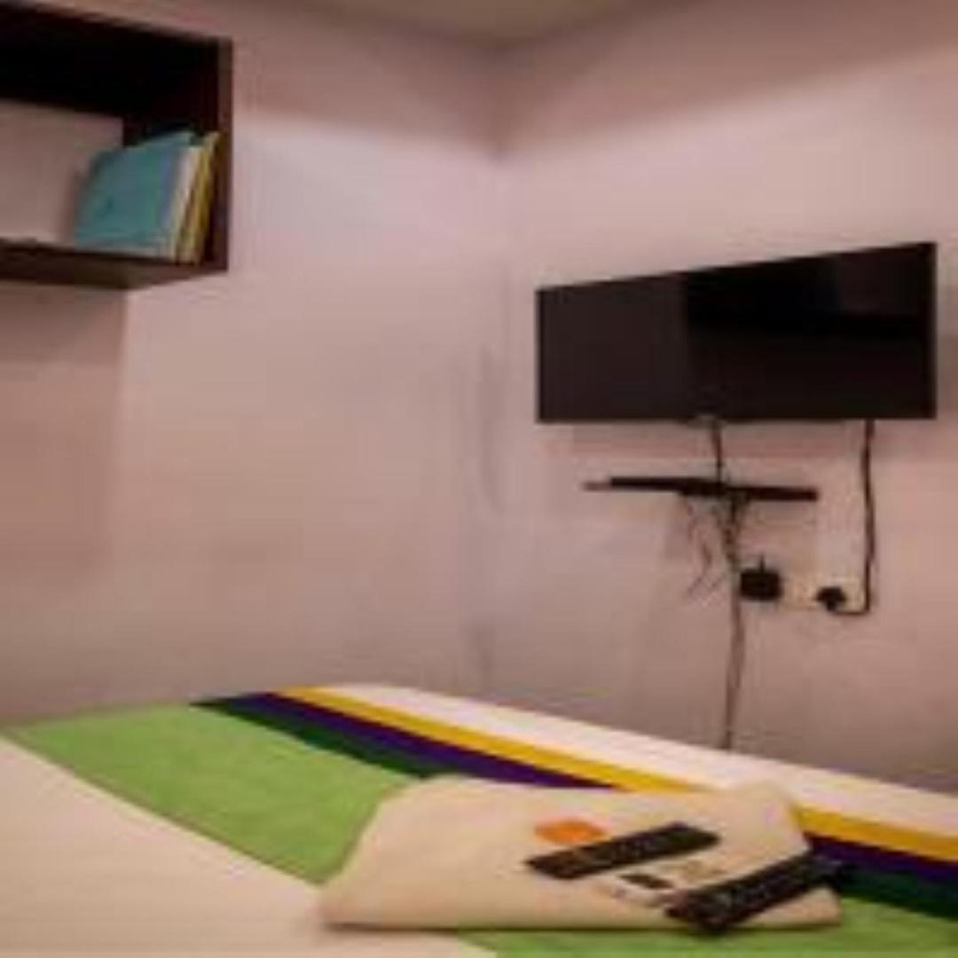 Hotel City view,Guwahati - Housity