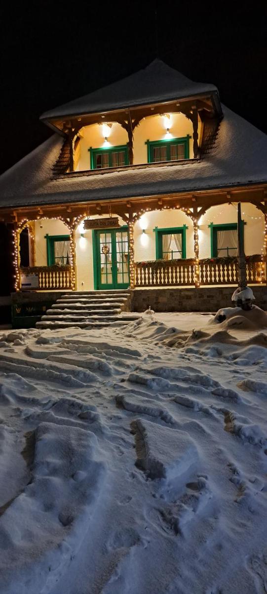 Căsuța din Deal - Housity
