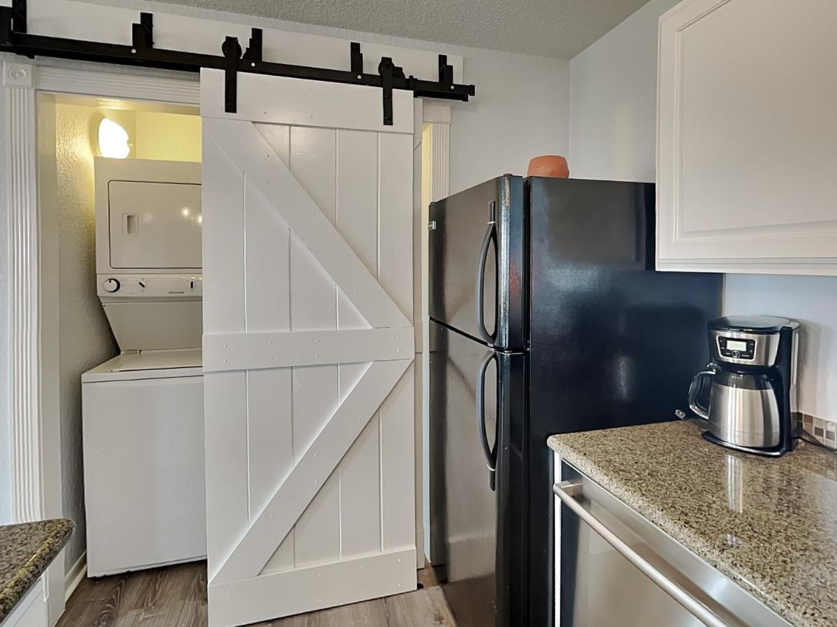 Beachy Keen - Housity