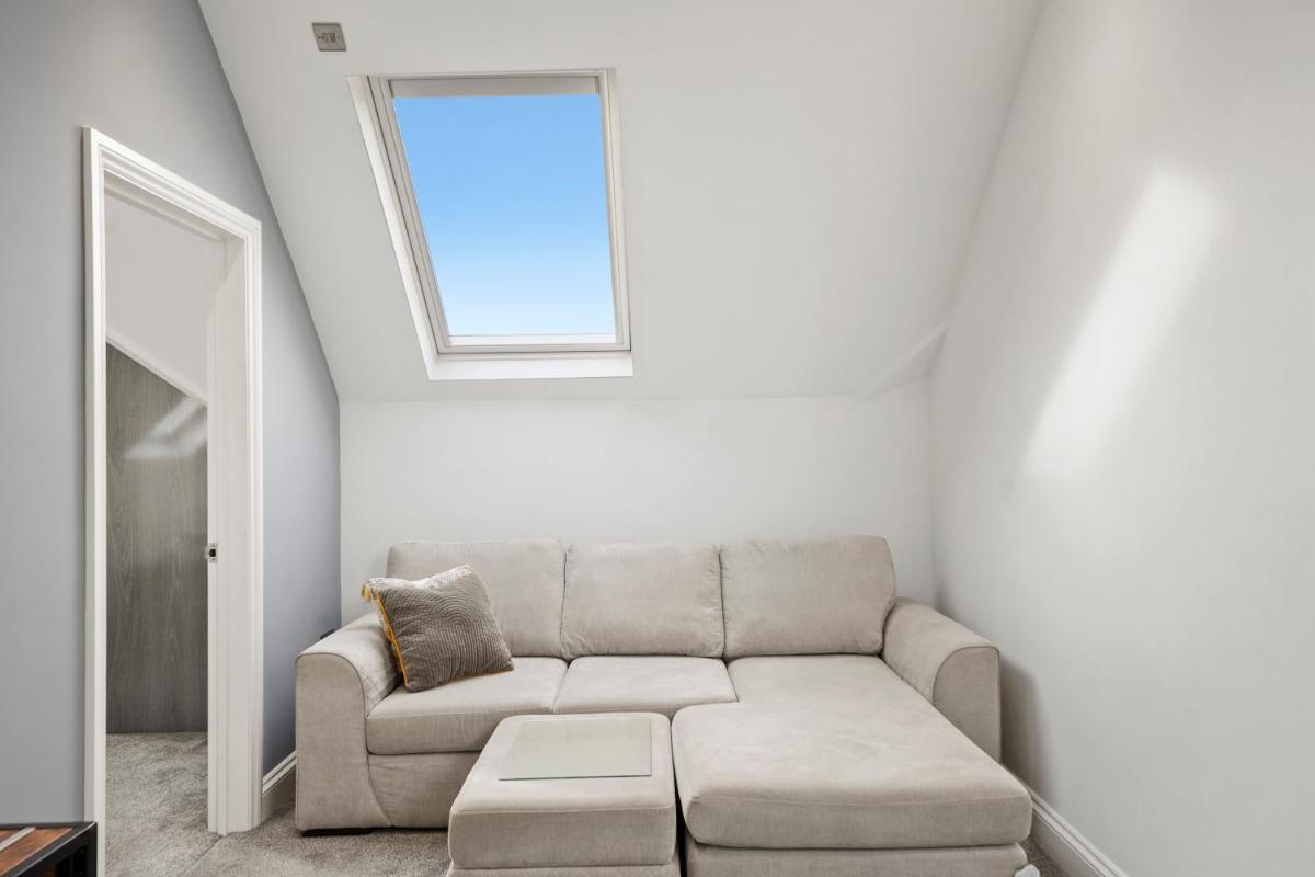 BridgeCity Central Maidstone Spacious 1 Bed Flat - f10 - Housity